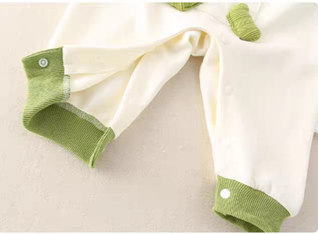 Little Frog Summer Baby Romper – Cute Green Cotton Outfit for Babies 🐸☀️